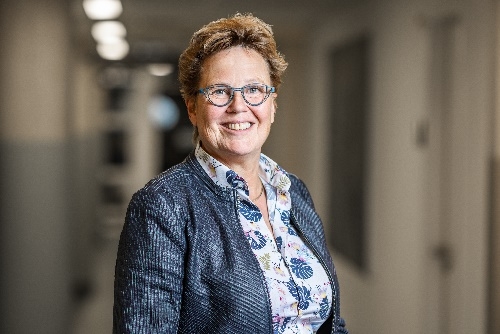 https://www.rijndam.nl/assets/uploads/images/Evelyn_Lindeman.jpg